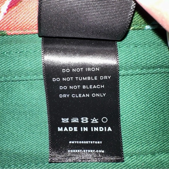 New Corset Story Fern Floral Explosion Cropped Corset with Puff Sleeves $259.50 - Picture 10 of 10